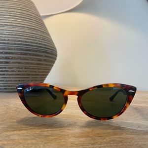 Ray-Ban Nina Sunglass